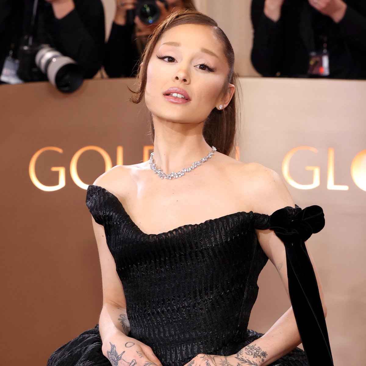 Ariana Grande宣布巡演后将无限期暂停公开露面 配图