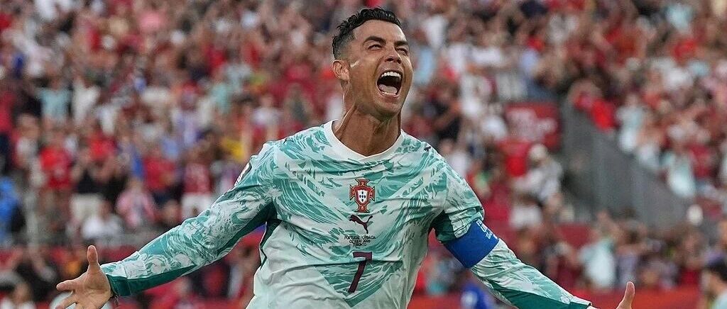 2026世界杯：葡萄牙2-1绝杀克罗地亚晋级16强，C罗斩获淘汰赛首球 配图
