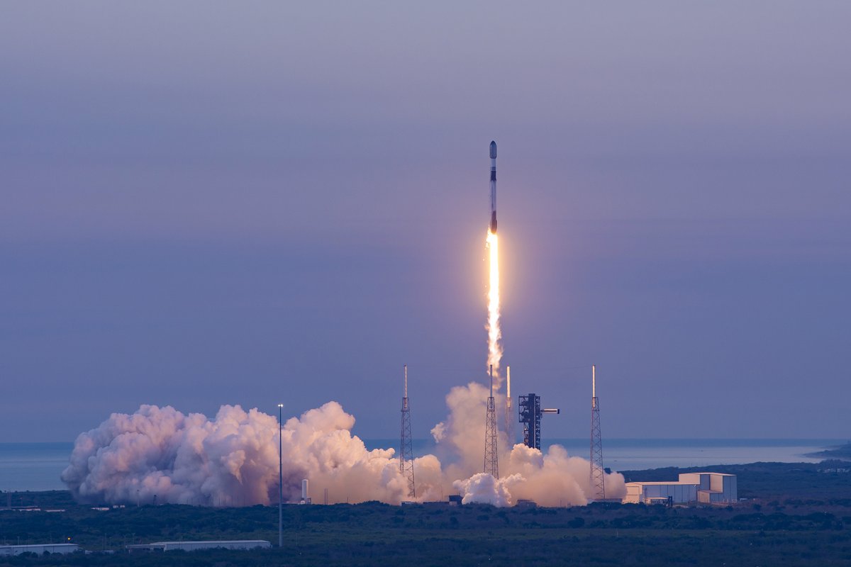 SpaceX用猎鹰9号在佛州发射 Starfall Demo 演示任务 配图