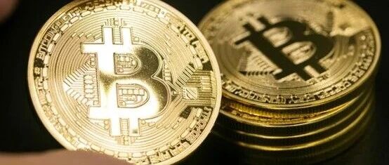比特币升破6万美元，现货黄金突破4100美元 配图