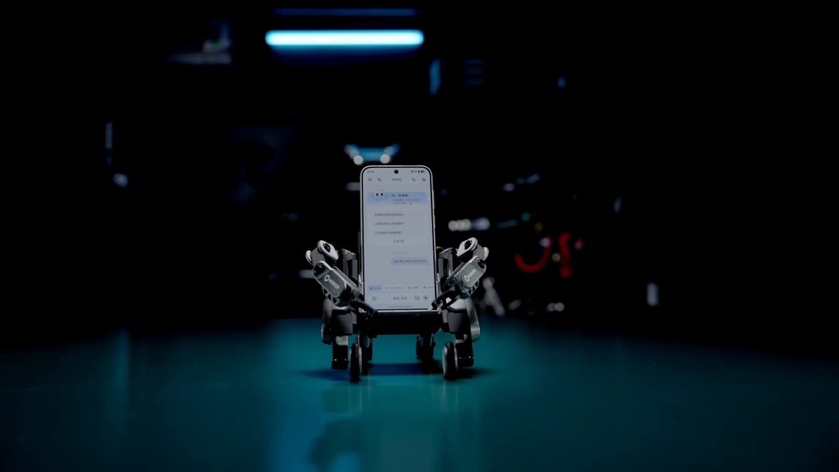 Seeed Studio展示以荣耀手机为AI大脑的开源机器人车 配图