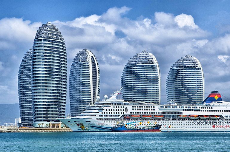台风“美莎克”今日登陆海南,三亚机场下午5时起全面停飞 配图