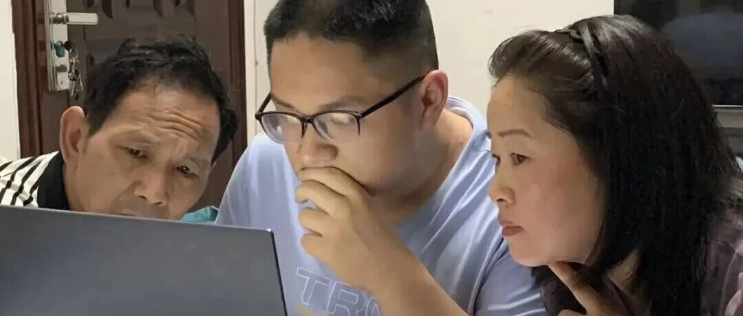 湖北截肢考生方宇翔高考获586分，计划等待一分一段表后填报志愿 配图