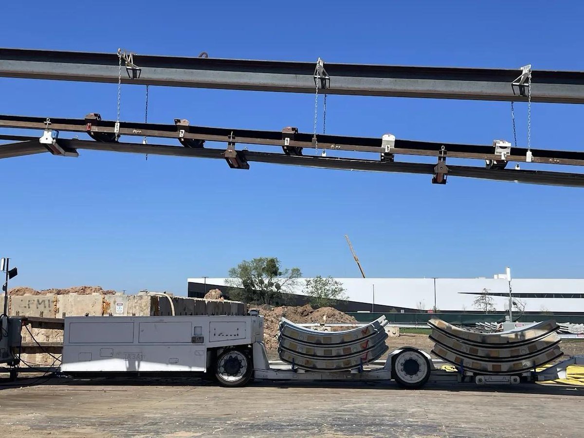 The Boring Company 发布全电动隧道运输车 Liner Truck 3 配图