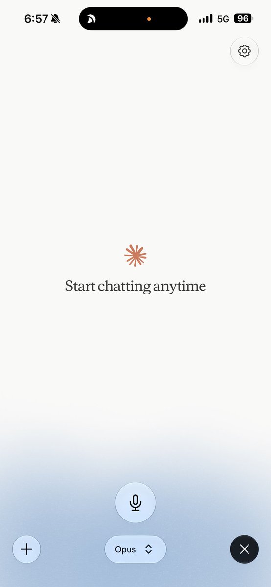 Claude 语音模式全新 UI 测试界面曝光 配图