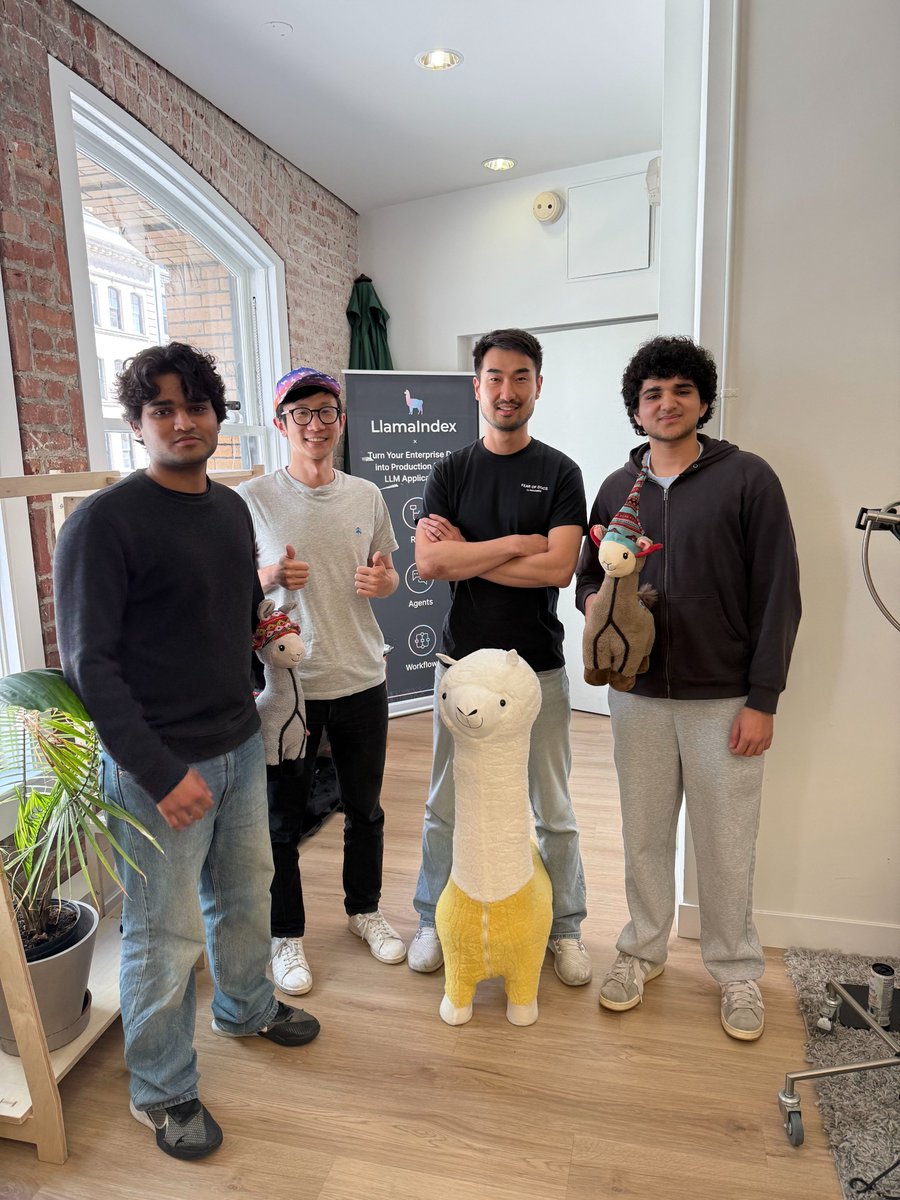 LlamaIndex创始人称两名大一实习生已交付生产级文档处理功能 配图